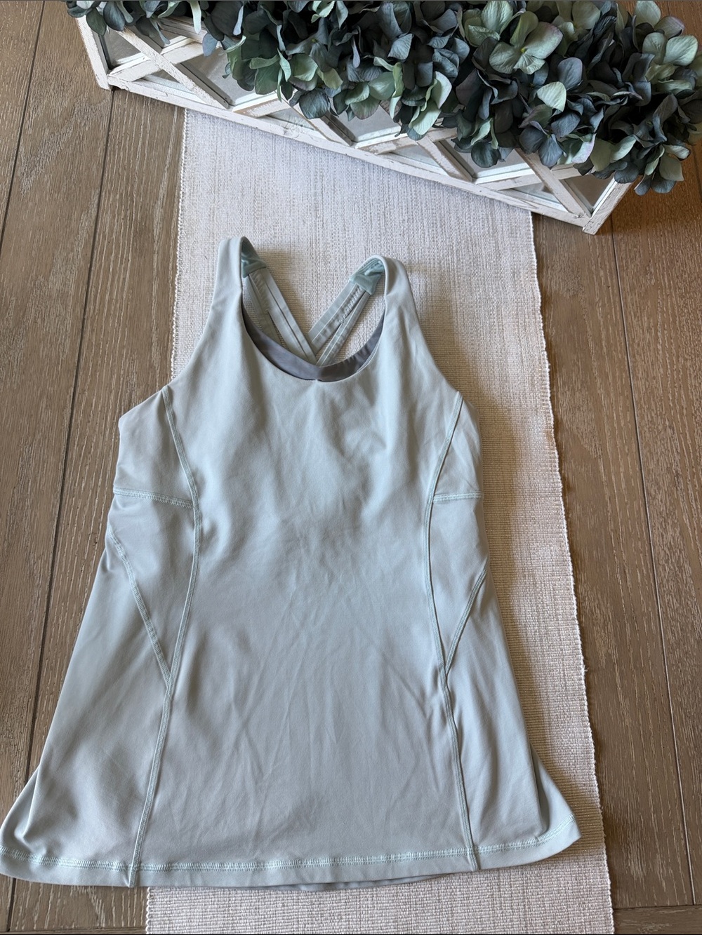 Lululemon Stash N Run Tank in Blue Glow Sage Green Sz 8